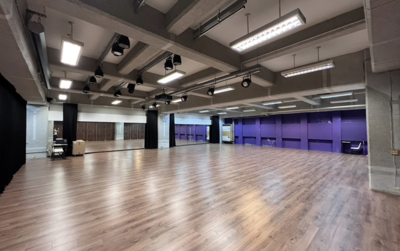 西班牙多功能教室